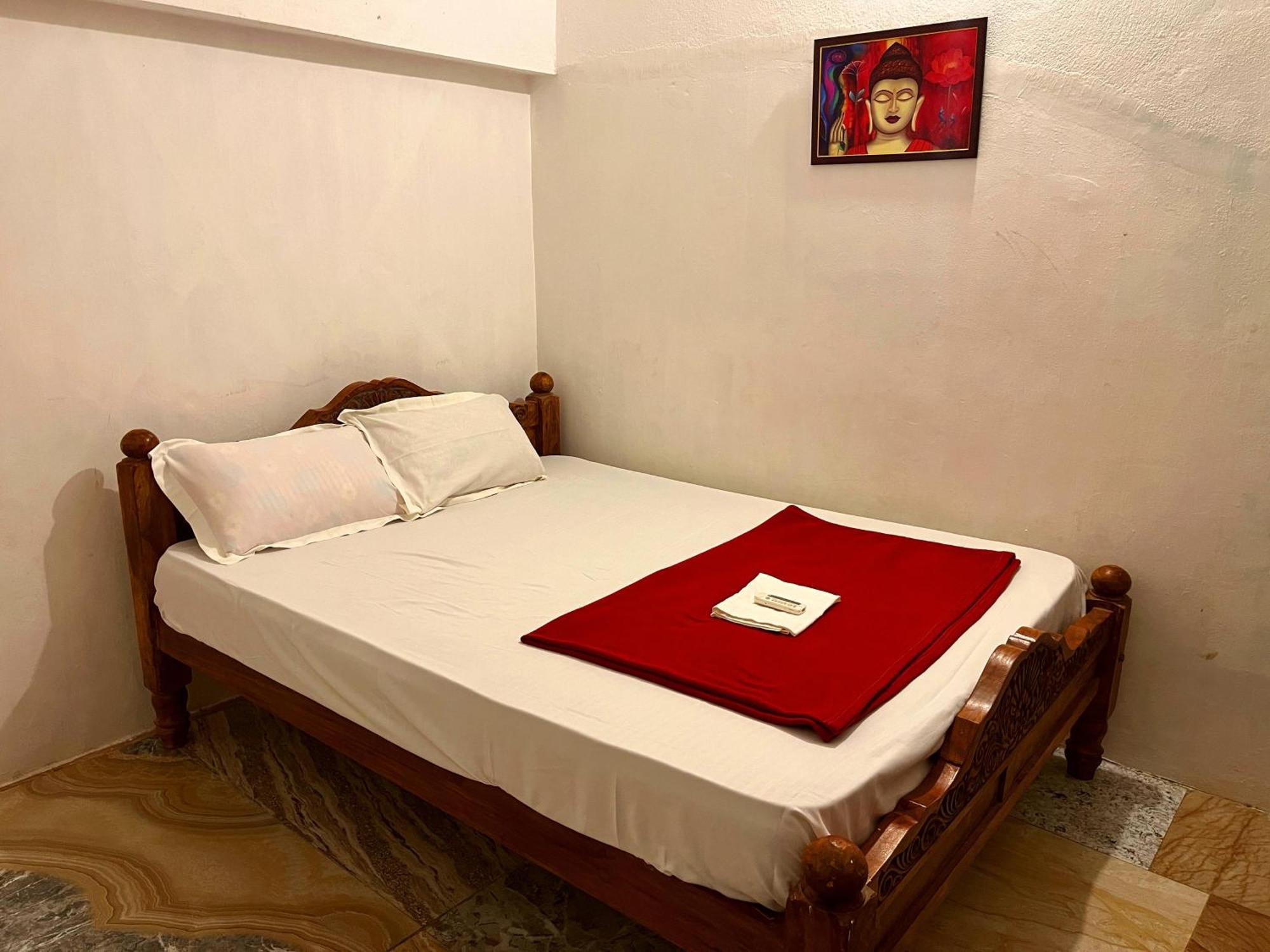 Gt Guest House Virāmpattinam Buitenkant foto
