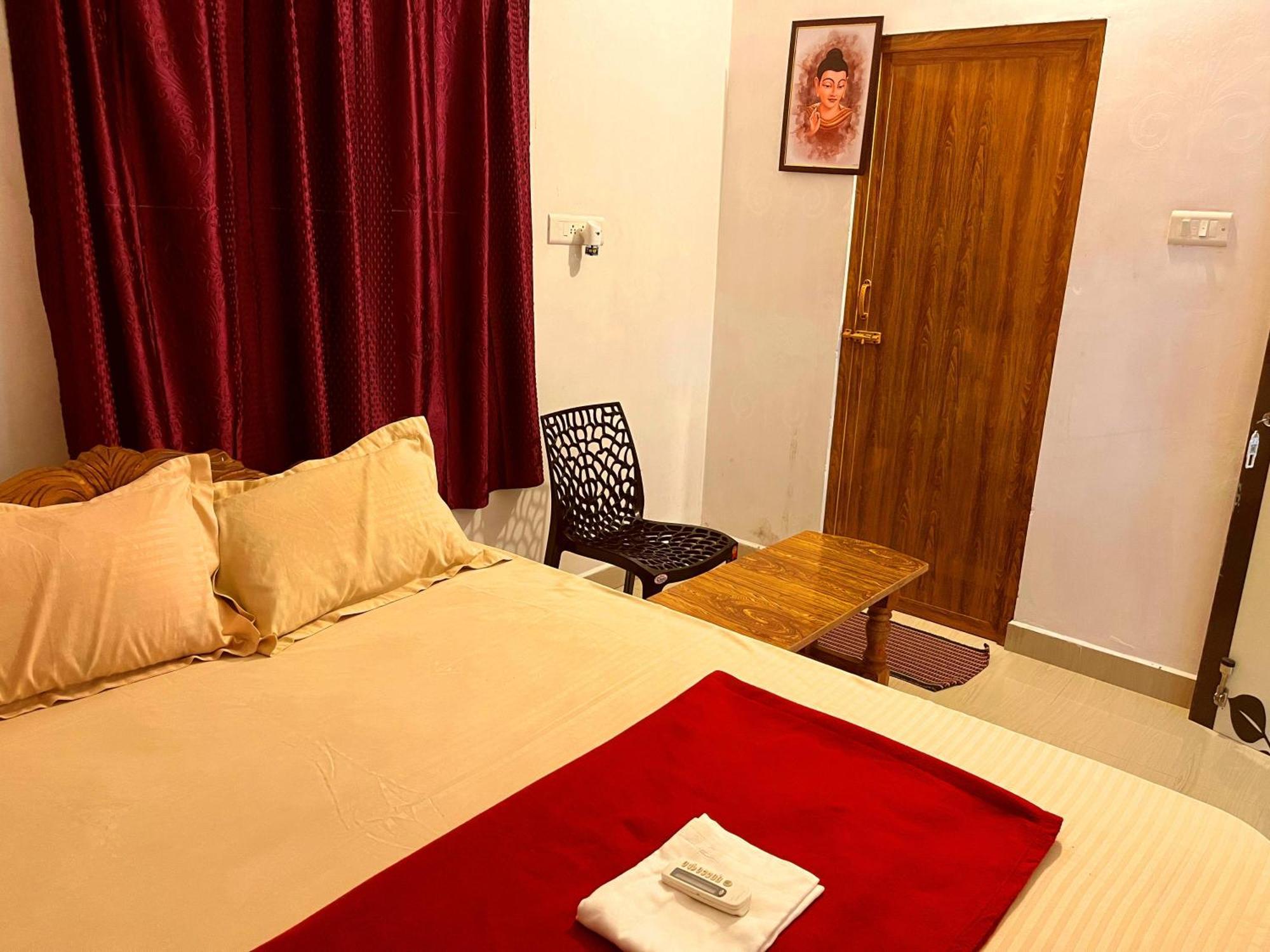Gt Guest House Virāmpattinam Buitenkant foto